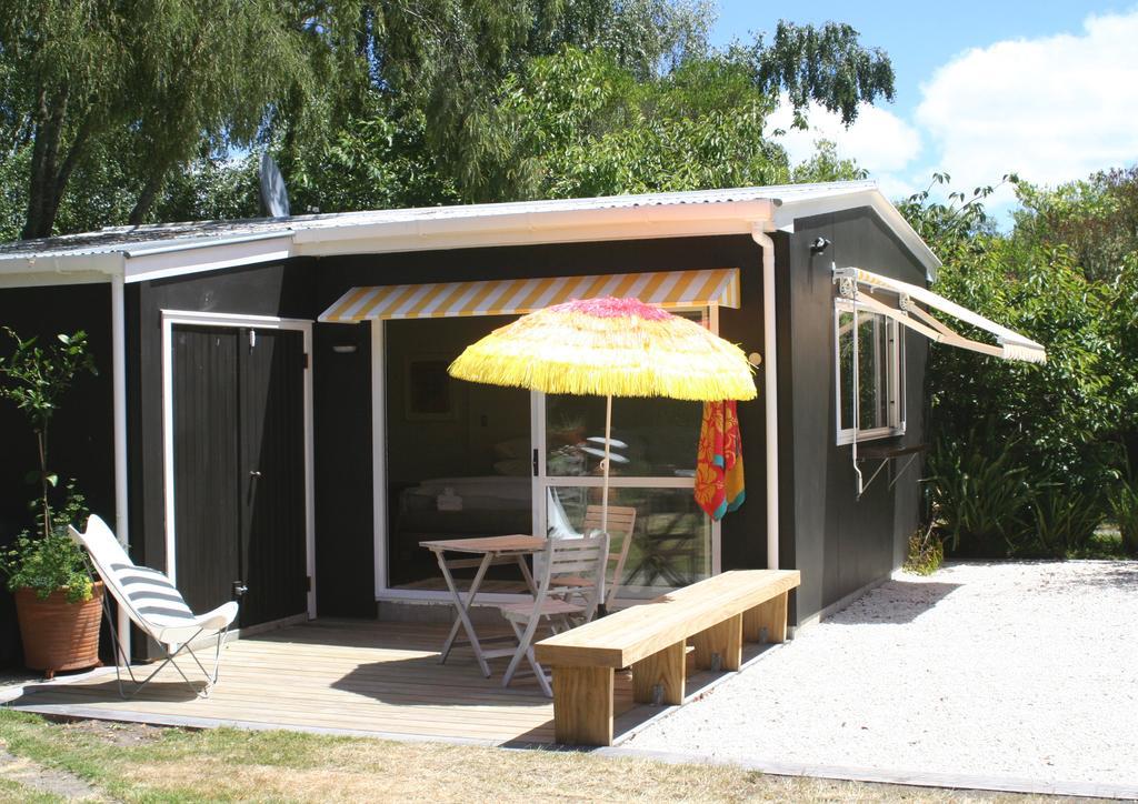 Tongariro Adventures Bed & Breakfast Kuratau ภายนอก รูปภาพ