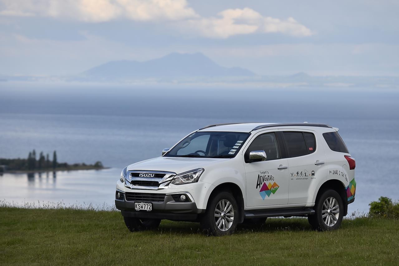 Tongariro Adventures Bed & Breakfast Kuratau ภายนอก รูปภาพ